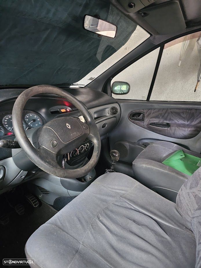 Renault Mégane Scénic 1.4 RN - 6