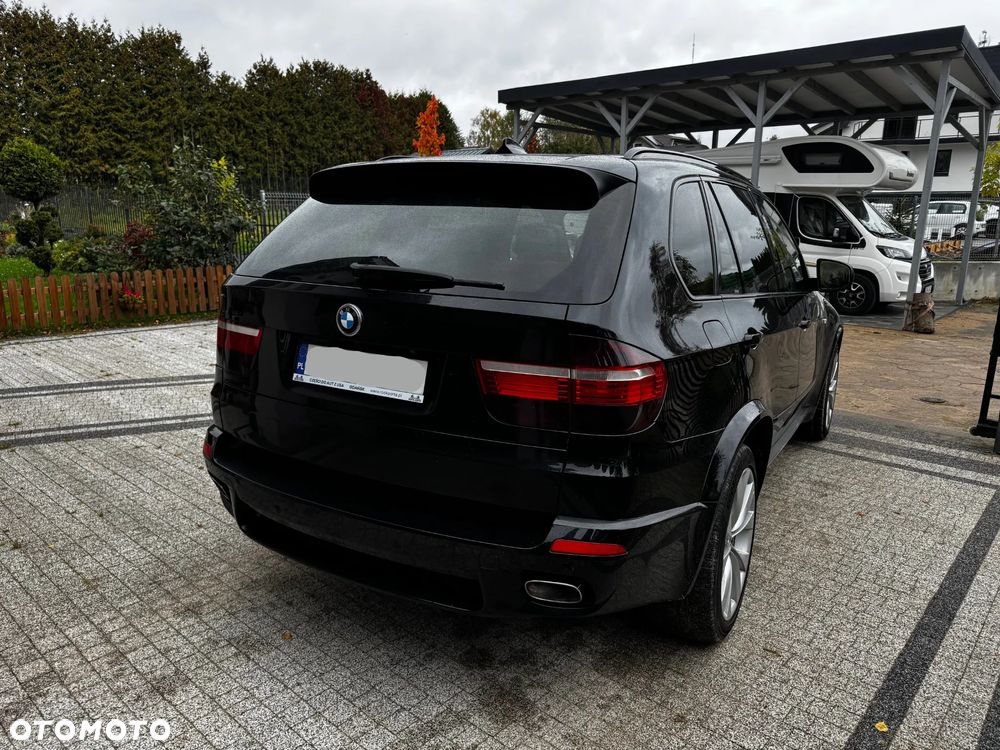BMW X5 xDrive48i - 8
