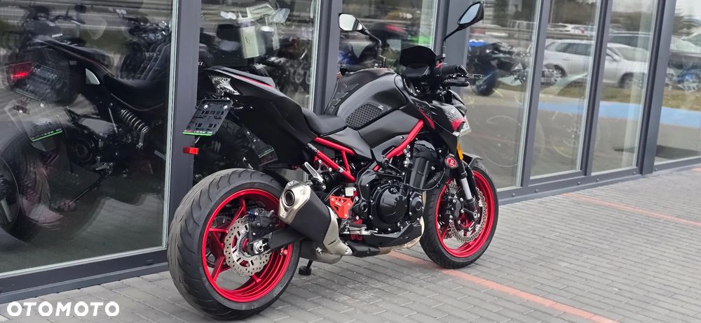 Kawasaki Z 900 - 5