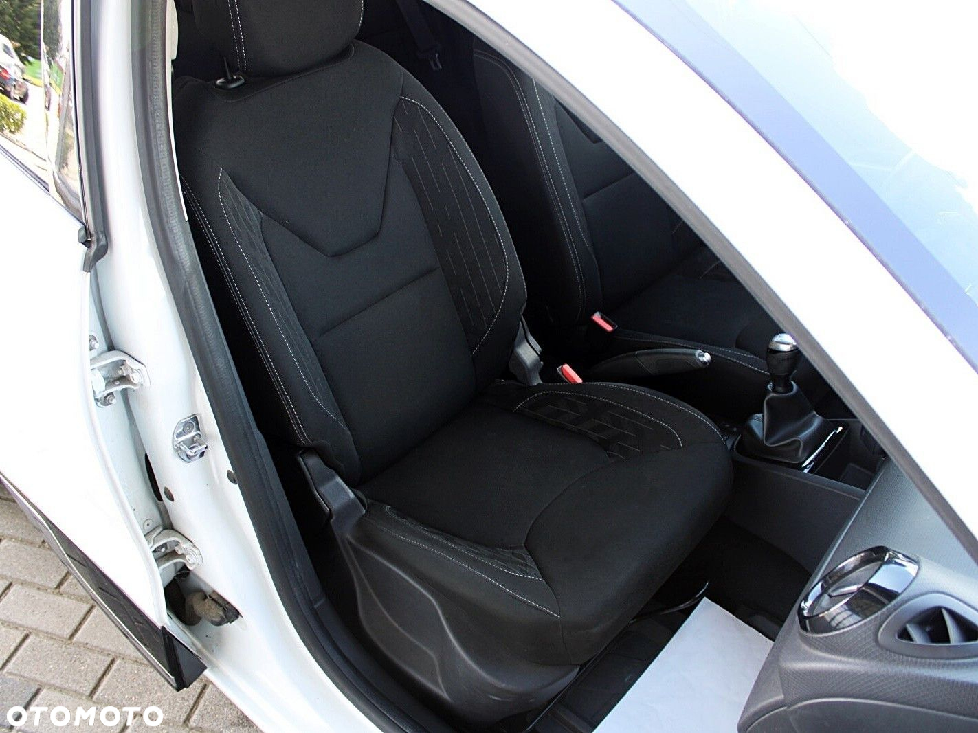 Renault Clio 0.9 Energy TCe Limited 2018 - 14