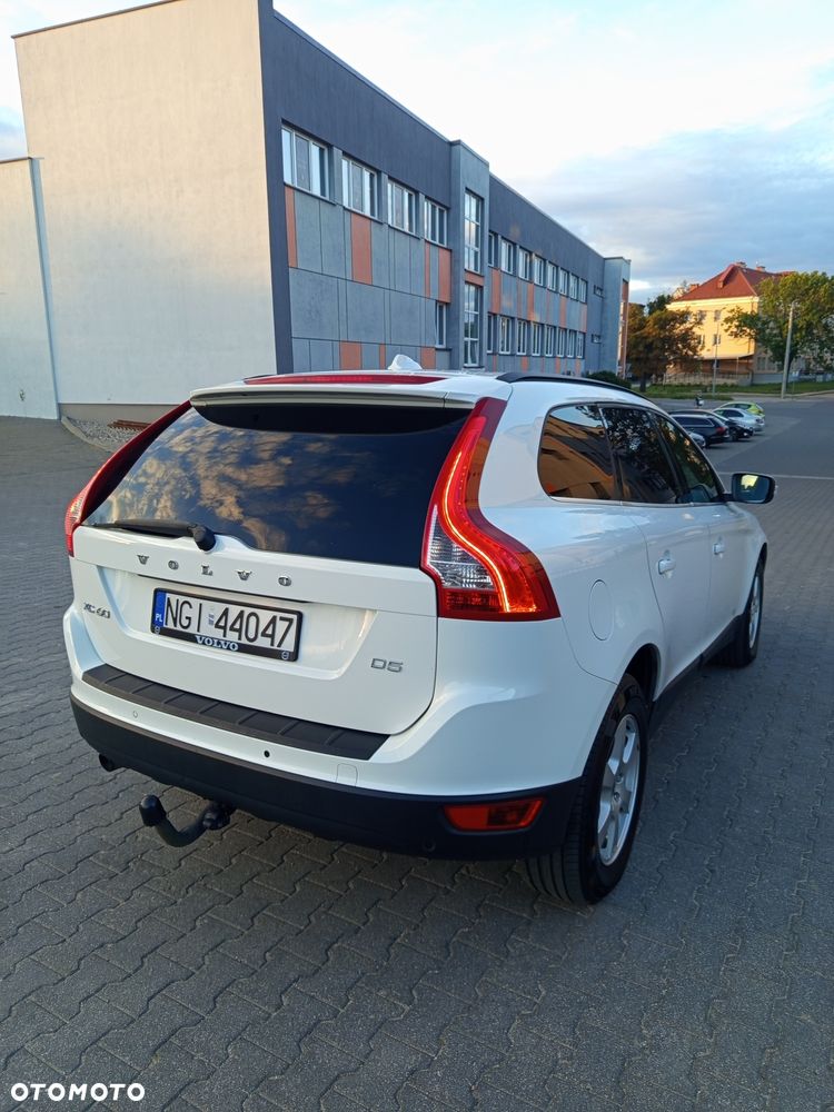 Volvo XC 60 - 4