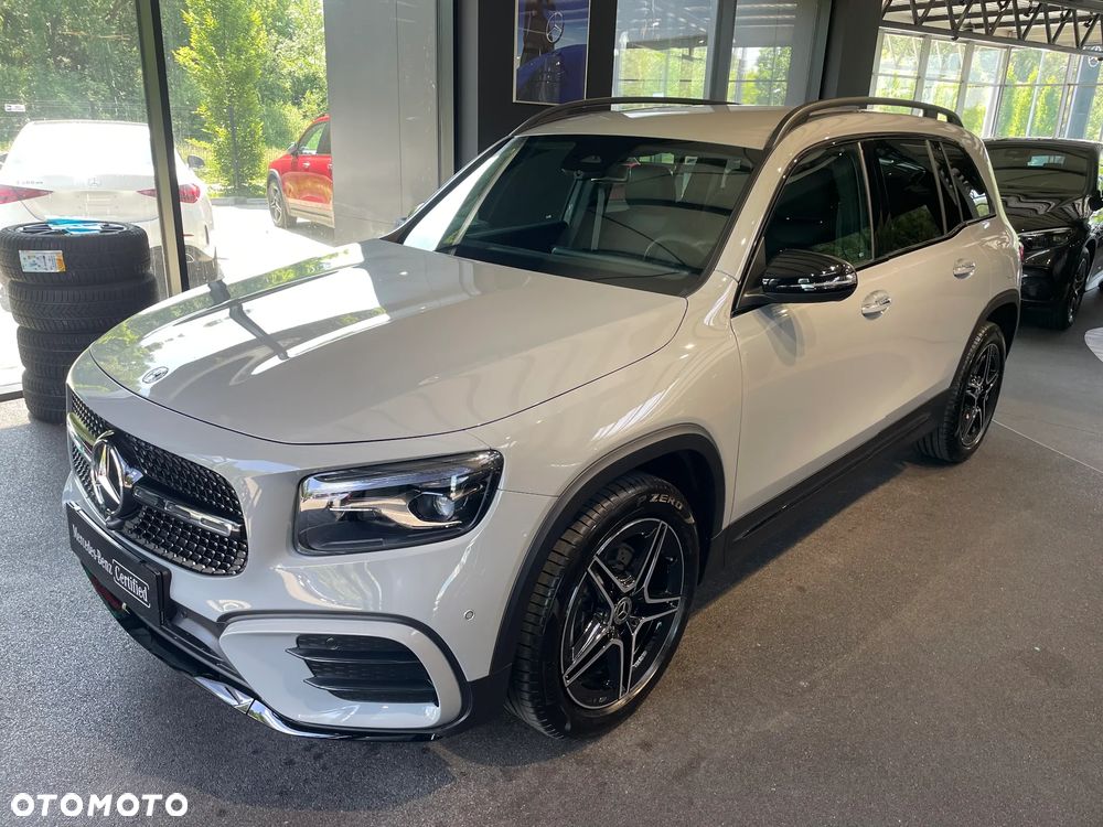 Mercedes-Benz GLB 200 AMG Line 7G-DCT - 1
