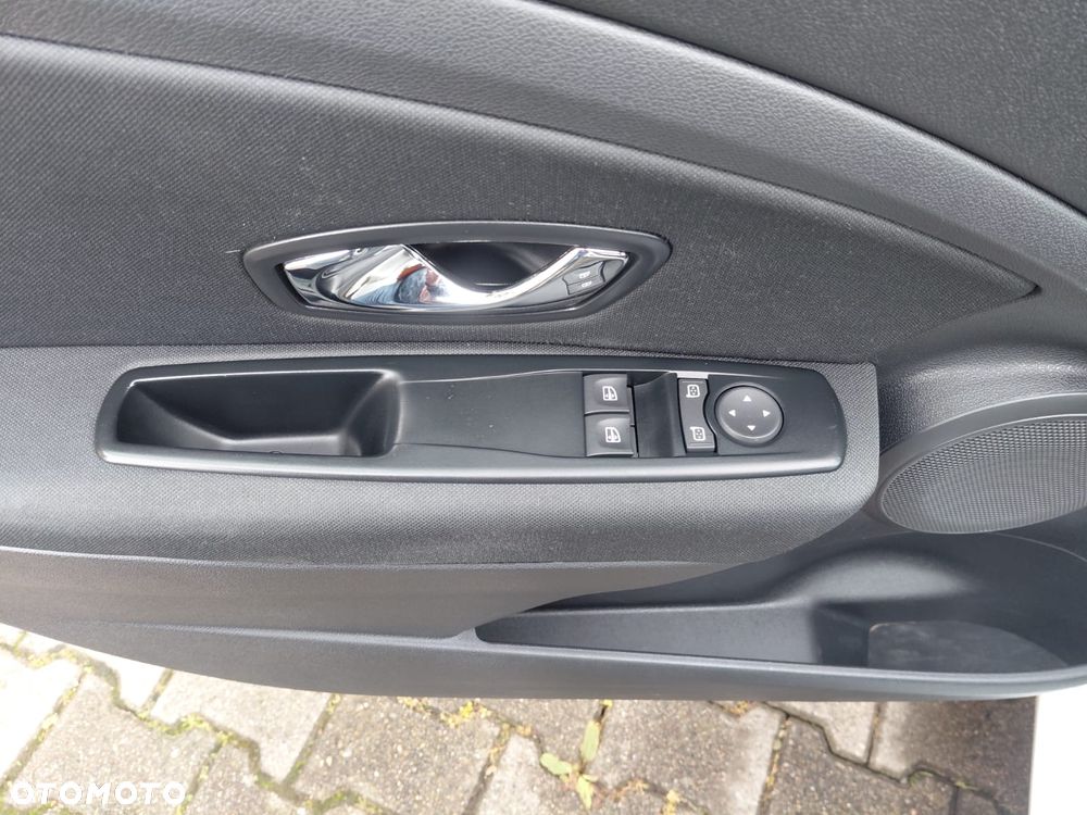 Renault Megane 1.6 16V 110 LIMITED - 9