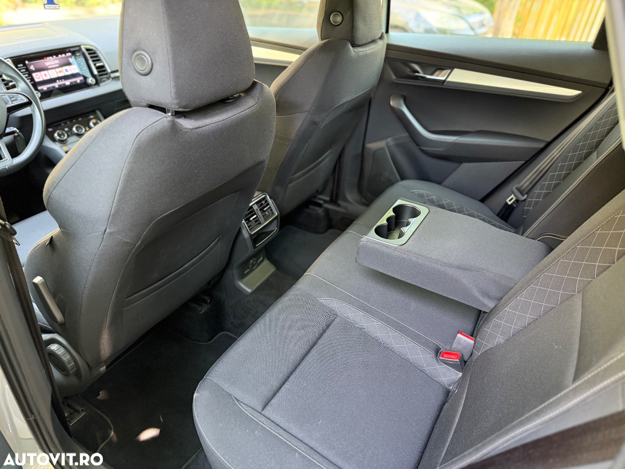 Skoda Karoq 1.0 TSI DSG Style - 8