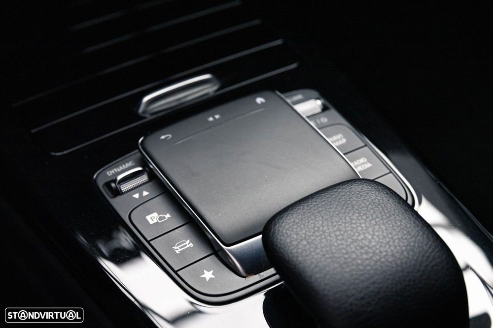 Mercedes-Benz CLA 250 e Shooting Brake AMG Line - 34