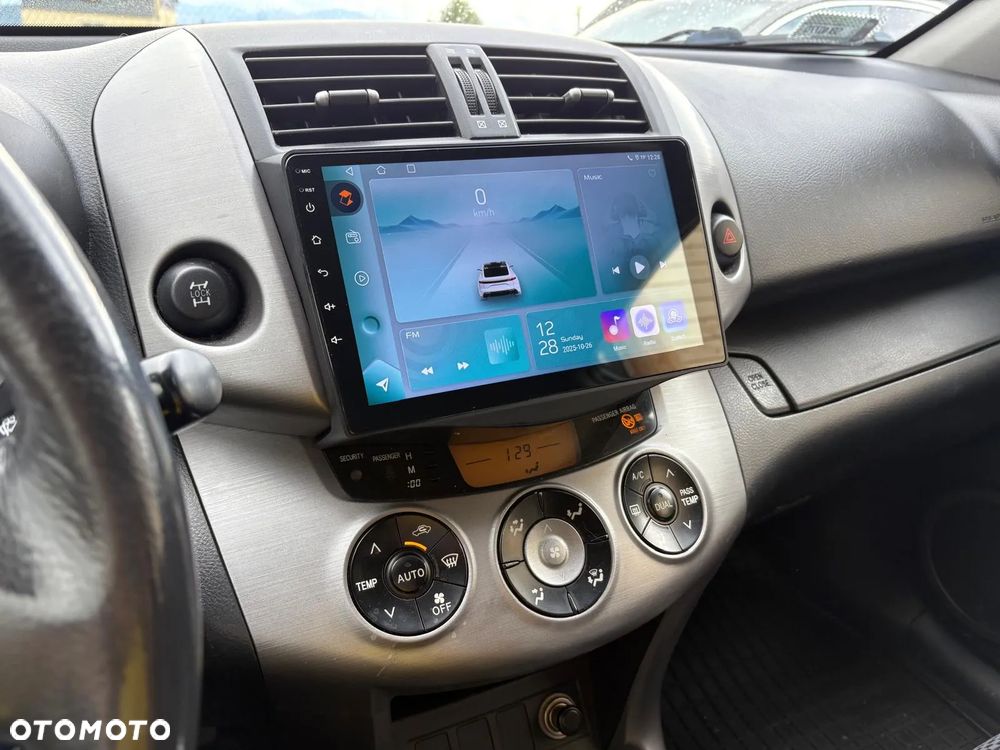 Toyota RAV4 2.2 D-4D 4x4 - 8