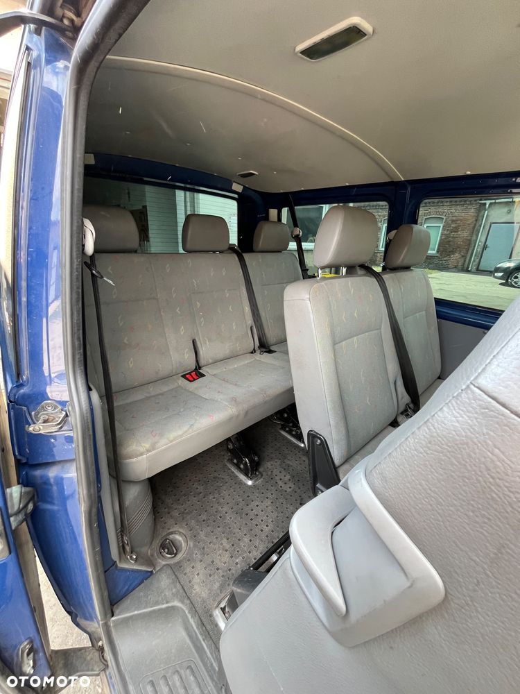 Volkswagen Transporter - 22