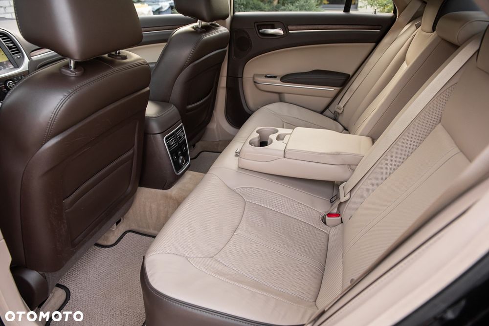 Lancia Thema 3.6 V6 VVT 24V Automatik Executive - 18