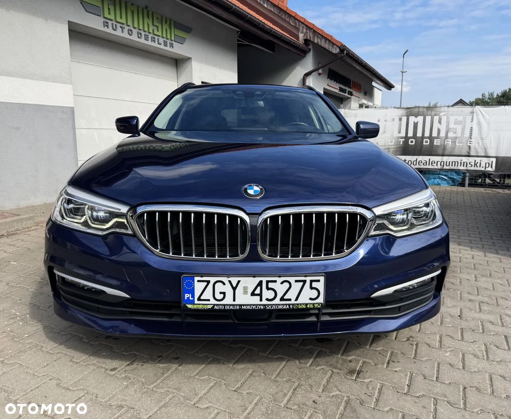 BMW Seria 5 520i Sport Line - 9