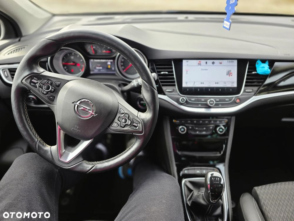 Opel Astra 1.4 Turbo Innovation - 27