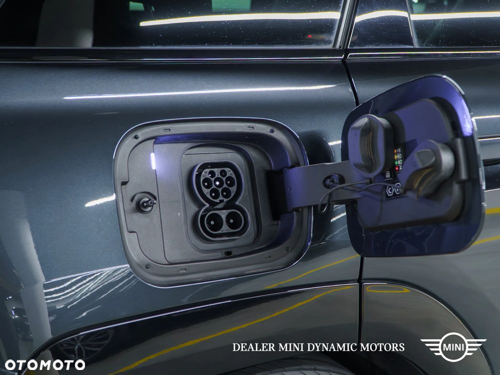 MINI Aceman SE John Cooper Works Trim - 11