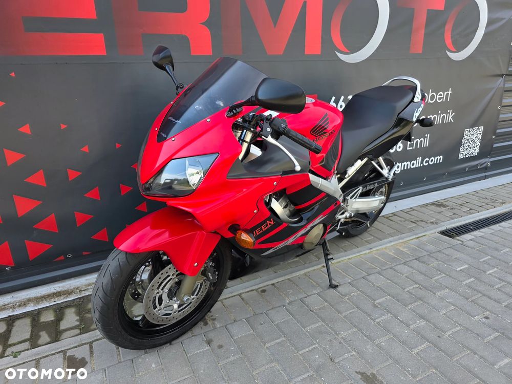Honda CBR - 30