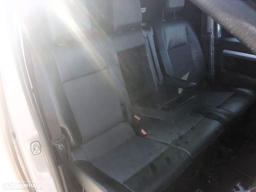 Peugeot Expert 2.0 BlueHDi 180 L2 EHZ EAT8 - 21