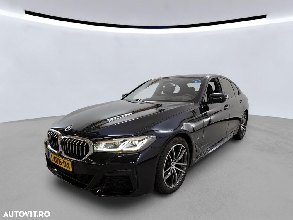 BMW Seria 5 520i Aut. - 3