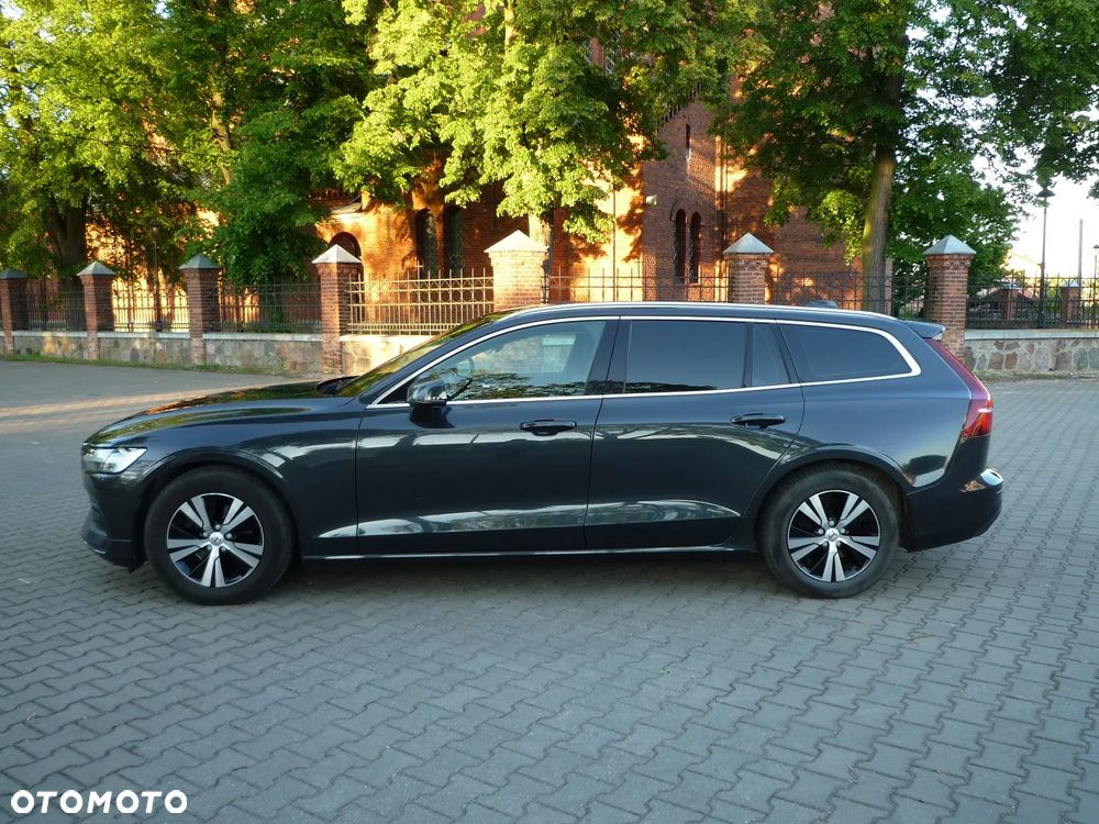 Volvo V60 D3 Drive-E Momentum - 9