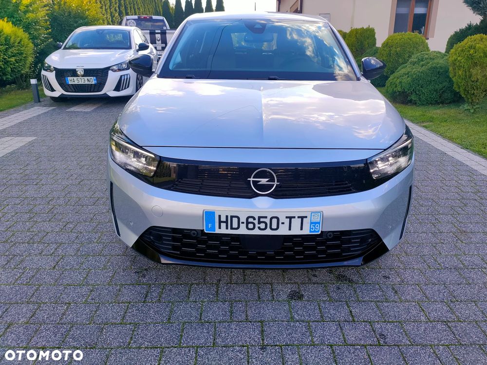 Peugeot 208 - 16