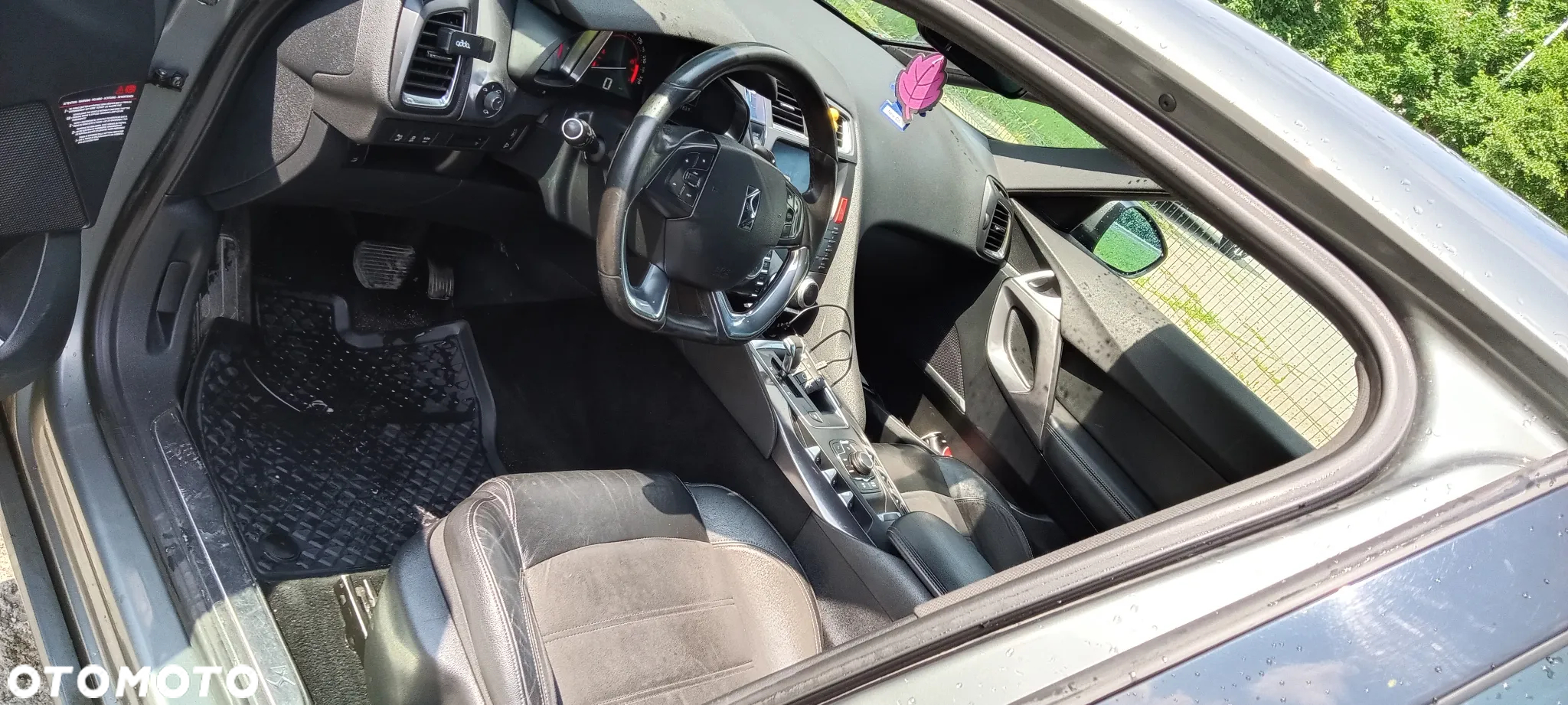Citroën DS5 e-HDi 115 EGS6 SoChic - 10
