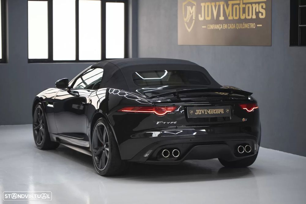 Jaguar F-Type V8 S - 33