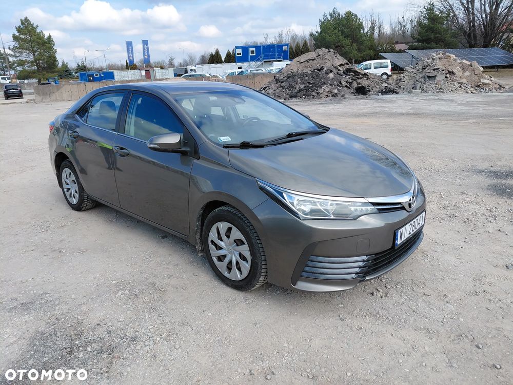 Toyota Corolla 1.6 Comfort - 8