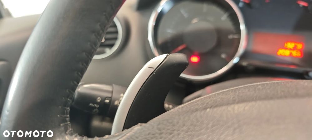 Peugeot 5008 1.6 HDi Premium - 13