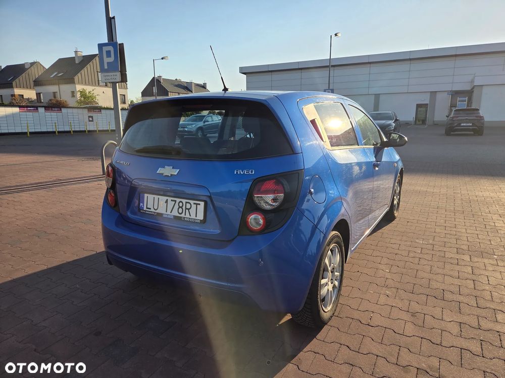Chevrolet Aveo 1.2 LS+ - 9