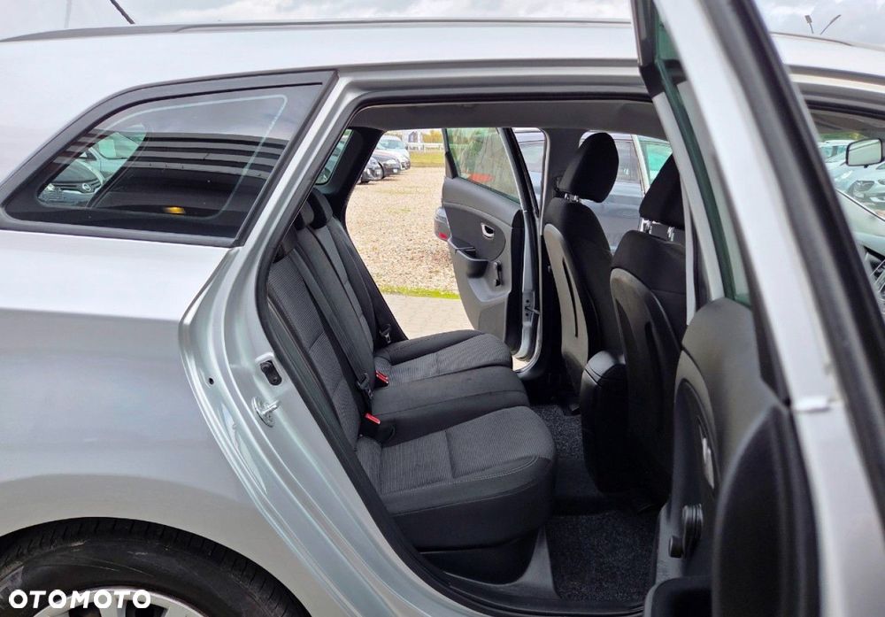 Hyundai i30 - 33
