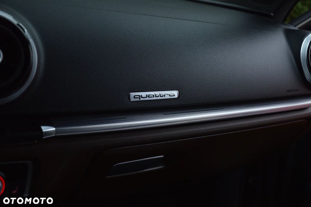 Audi A3 Sportback 1.8 TFSI quattro S tronic S line Sportpaket - 19