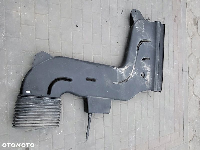 KOMIN WLOT FILTRA POWIETRZA DAF 75 85 CF EURO 5 - 3
