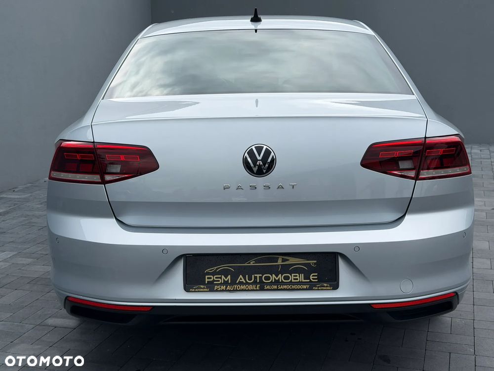 Volkswagen Passat 2.0 TDI EVO Essence - 9