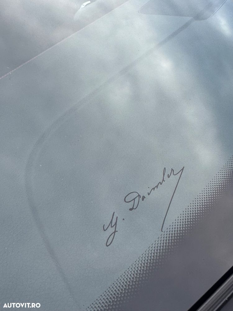 Mercedes-Benz CLA - 32