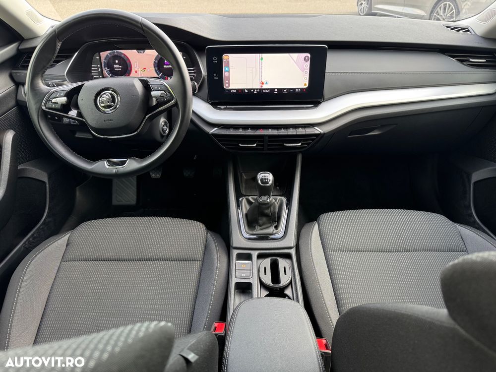 Skoda Octavia 2.0 TDI Premium Edition - 8