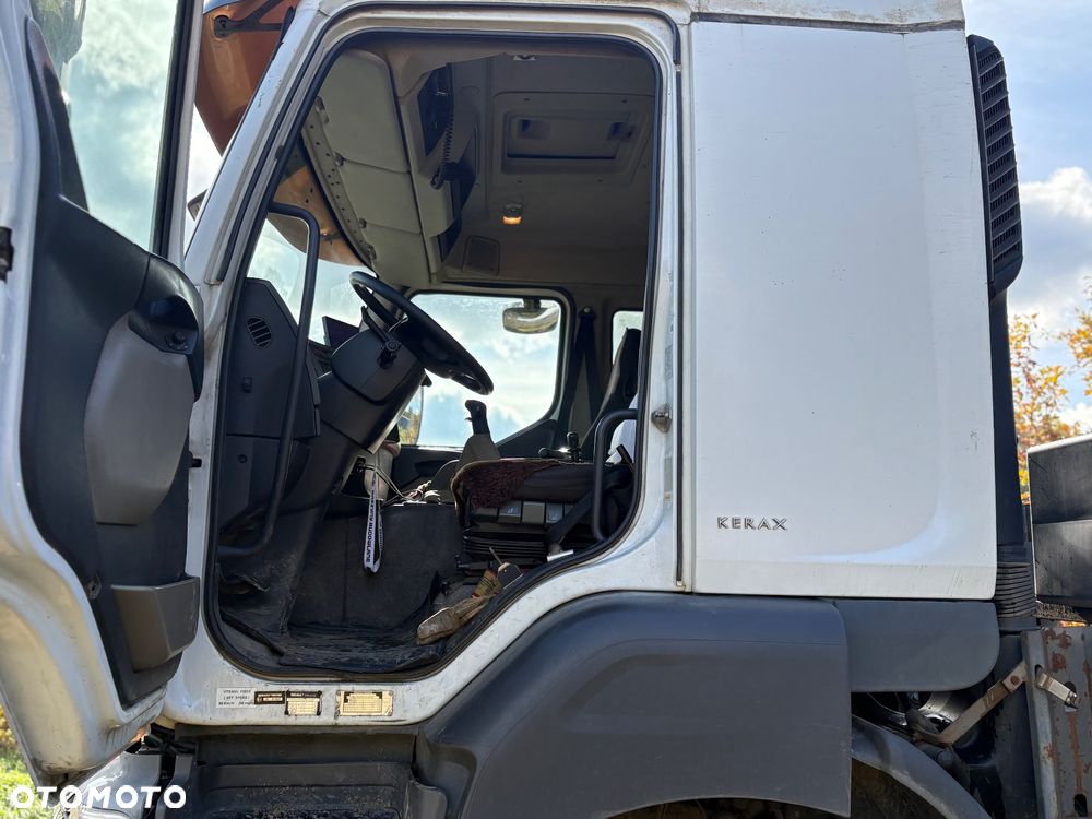 Renault Kerax - 13