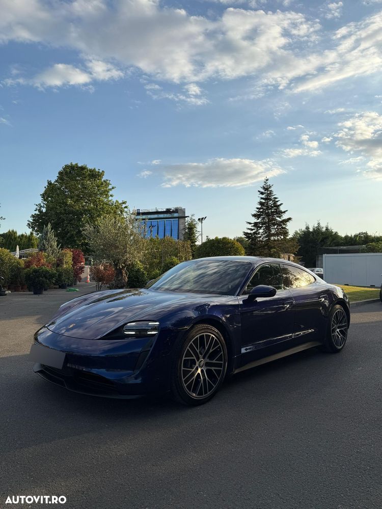 Porsche Taycan - 1