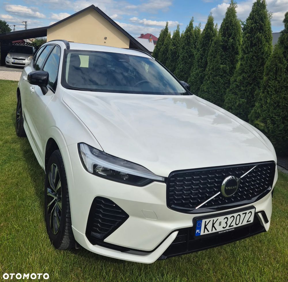 Volvo XC 60 B4 B Plus Dark - 11