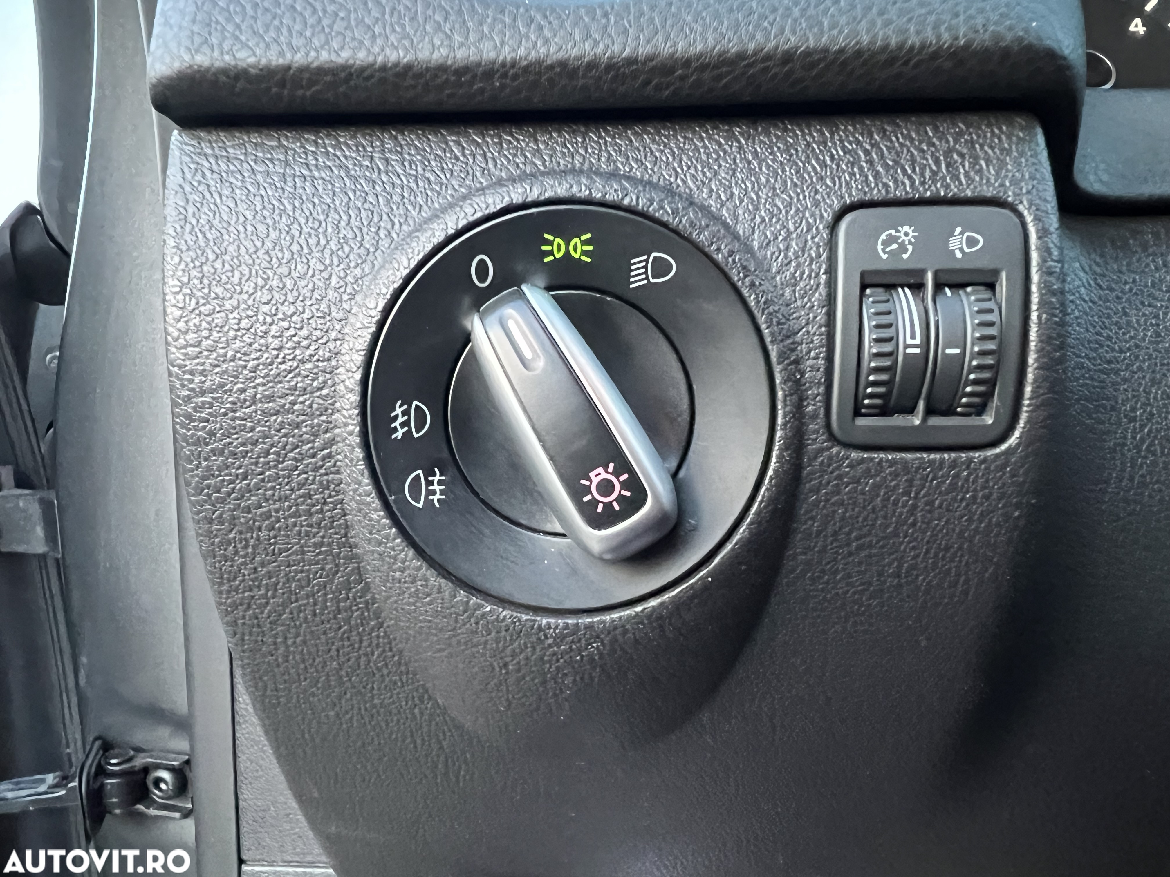 Volkswagen Tiguan 2.0 TDI 4Motion DSG Sport & Style - 24