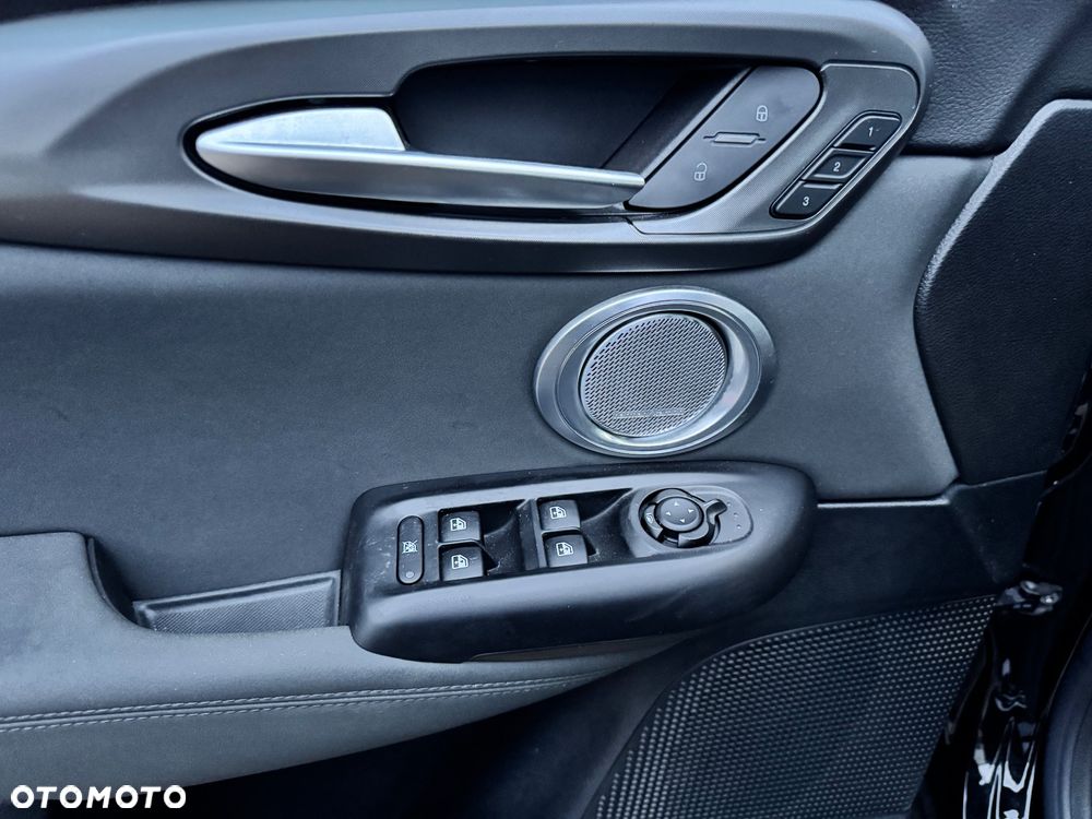 Alfa Romeo Tonale 1.5 T4 GSE mHEV Tributo Italiano DCT - 25