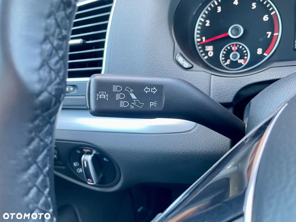 Volkswagen Sharan 1.4 TSI BMT Highline - 25