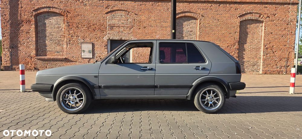 Volkswagen Golf 1.6 CL - 5
