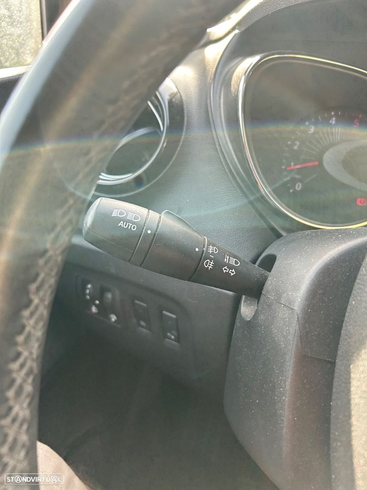 Renault Captur 1.5 dCi Exclusive - 17