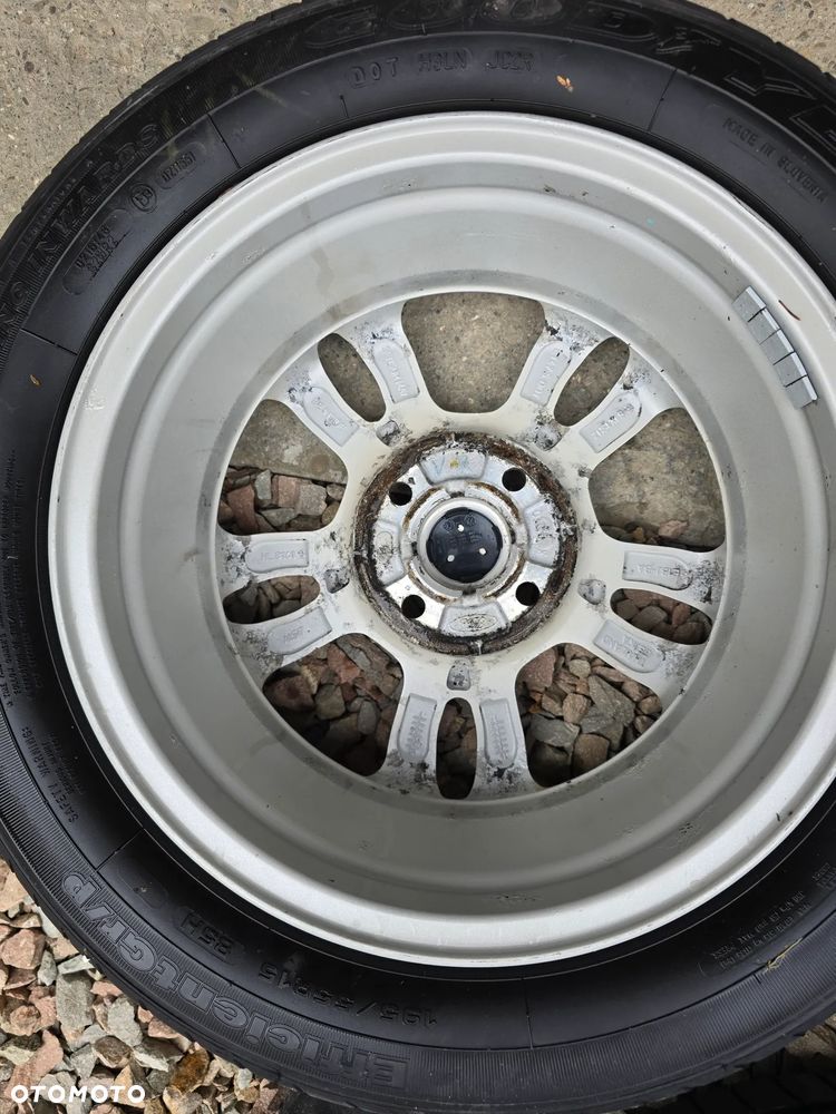 Felgi Aluminiowe Ford 15" 4x108 ET 47,5 + opony - 3