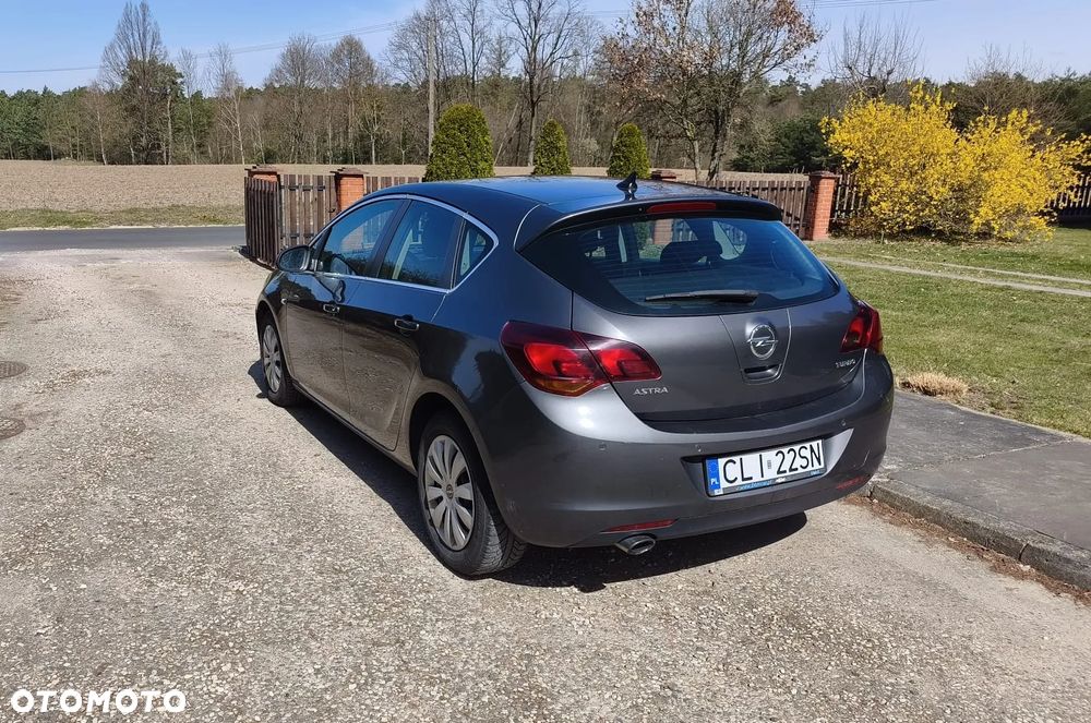 Opel Astra 1.4 Turbo Cosmo - 6