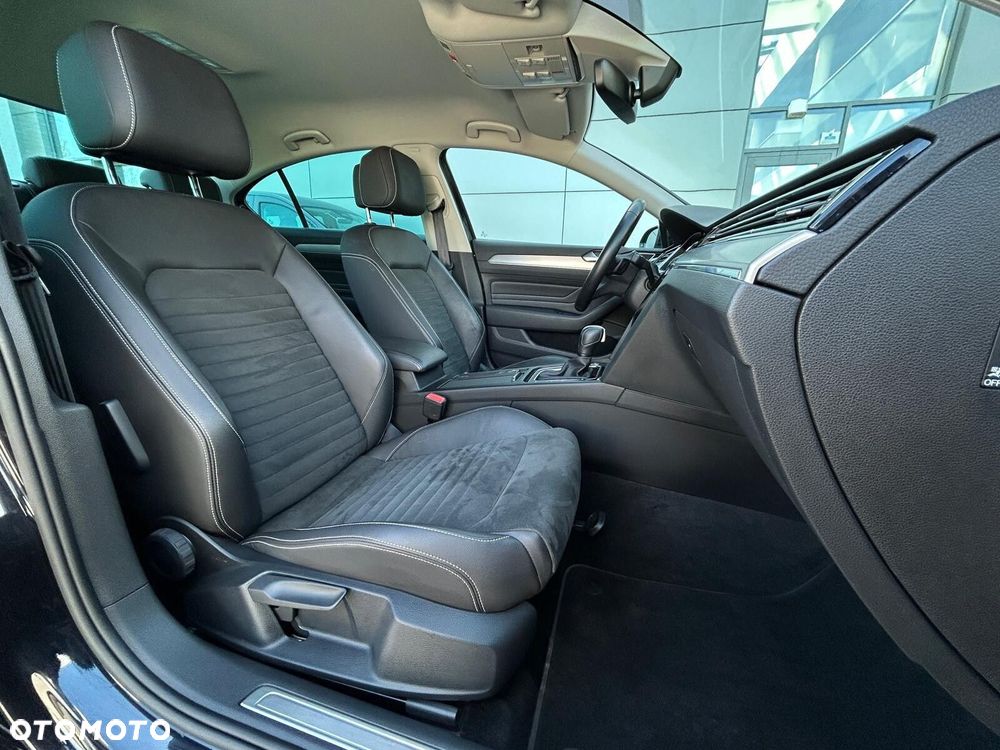Volkswagen Passat 2.0 TSI Elegance DSG - 19