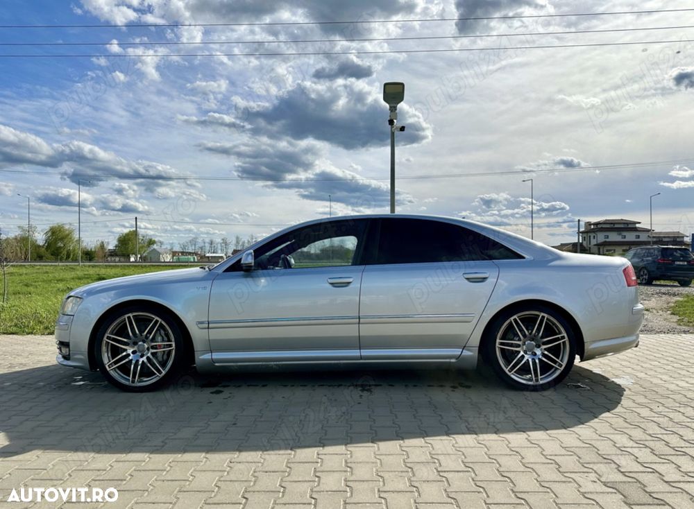 Audi S8 5.2 FSI quattro - 5