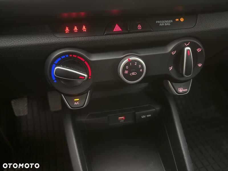 Kia Rio 1.2 M - 16