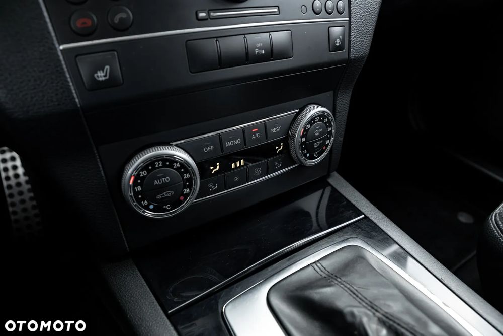 Mercedes-Benz GLK 250 BlueTEC 4Matic 7G-TRONIC - 33