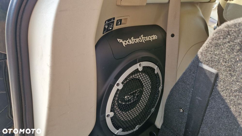 Mitsubishi Outlander 2.0 DI-D 4WD Invite - 22