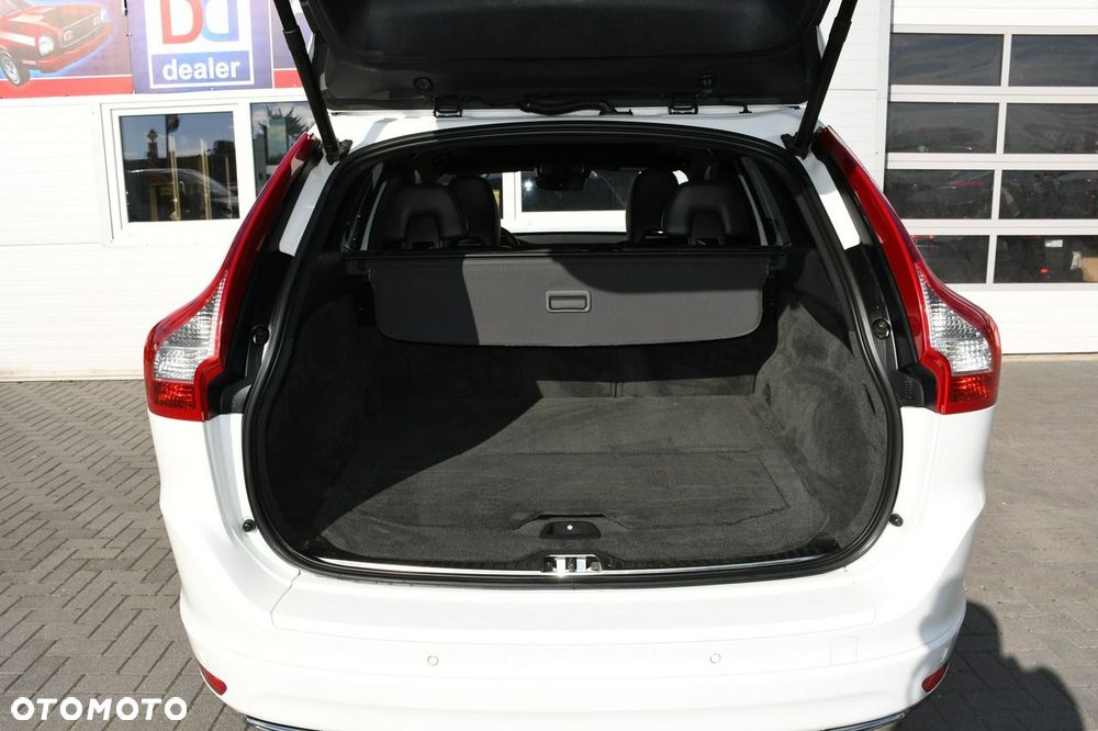 Volvo XC 60 D4 Geartronic Summum - 37