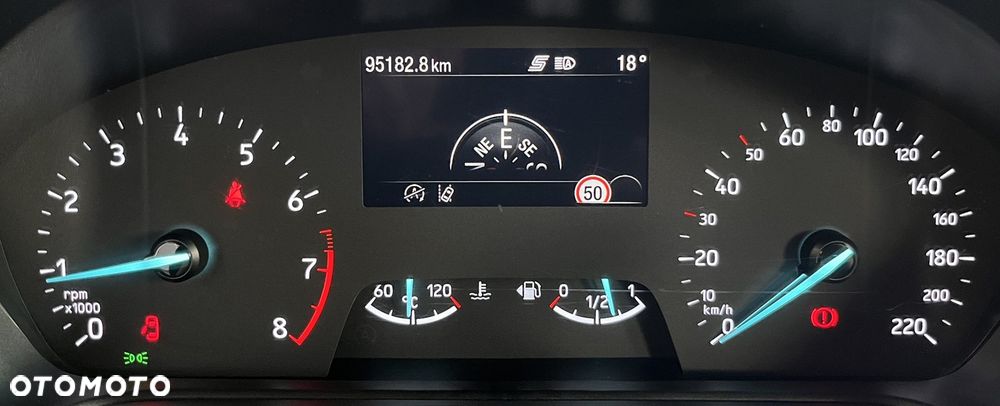 Ford Puma 1.0 EcoBoost mHEV Titanium - 10