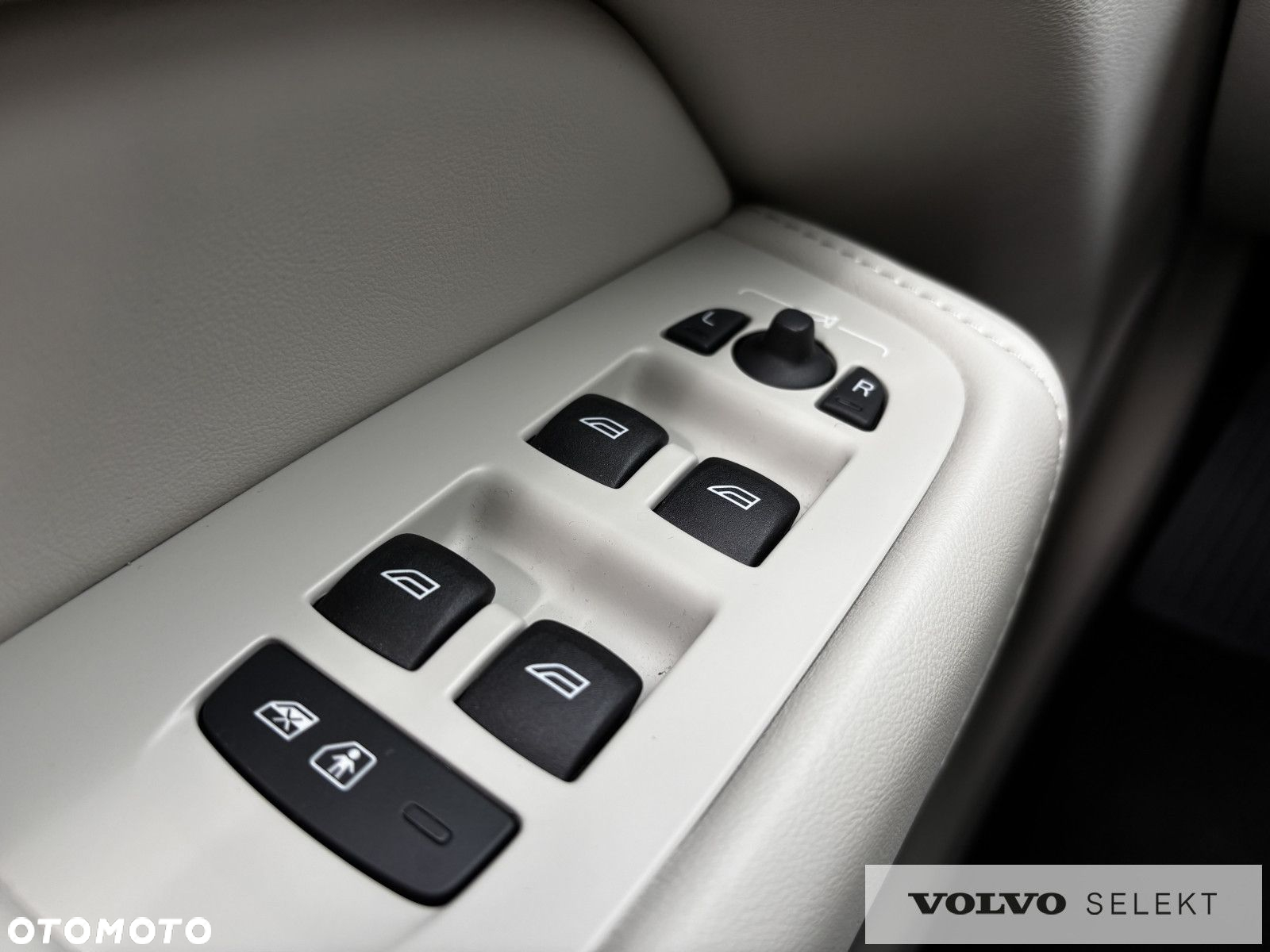 Volvo XC 60 - 12