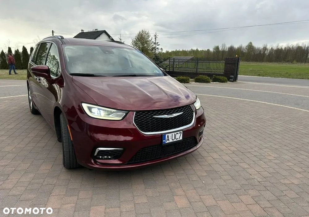 Chrysler Pacifica - 13